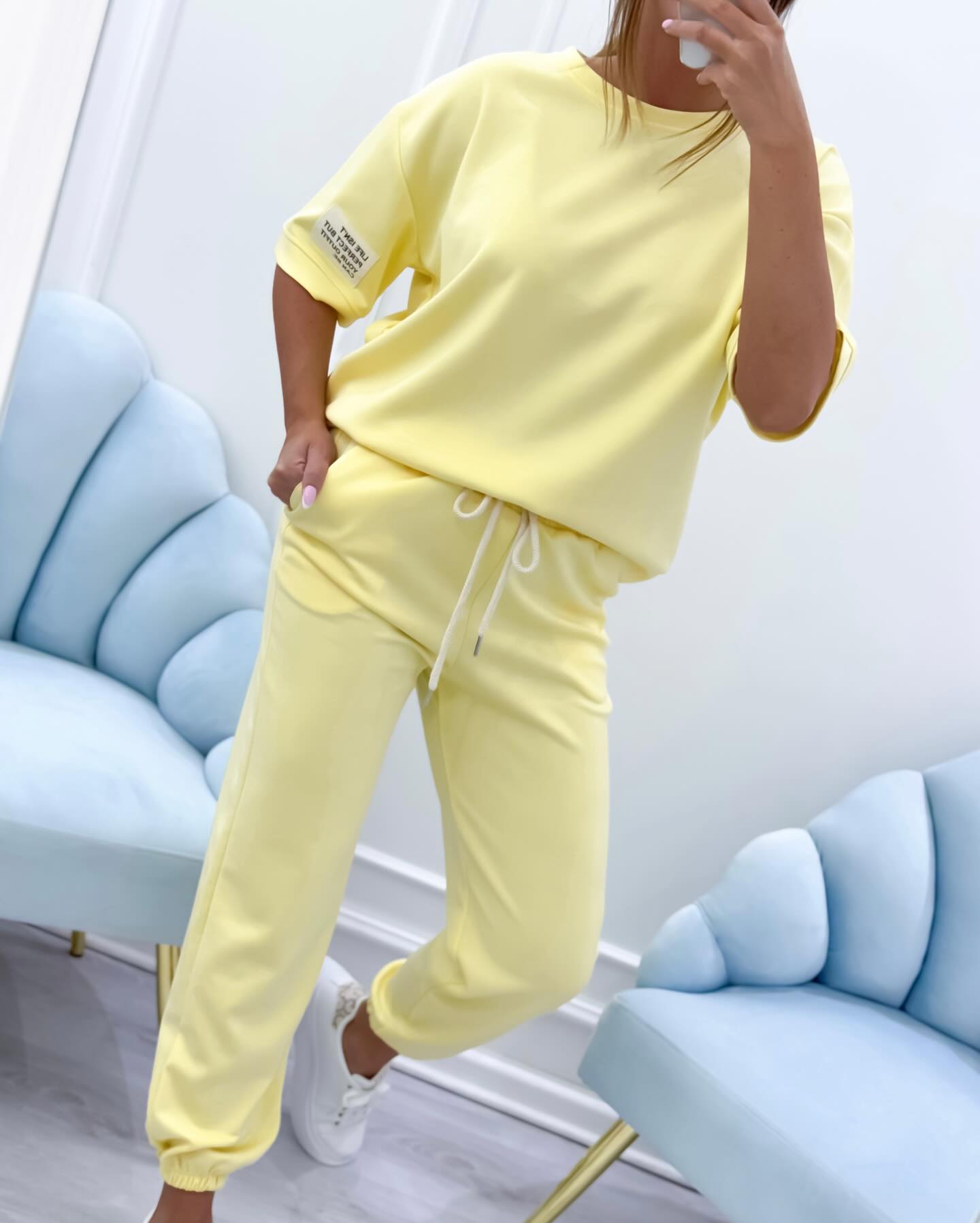 Memo | Conjunto Feminino com Top Liso e Calças