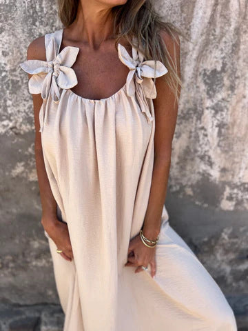 Kika | Vestido feminino de cor sólida com padrão floral
