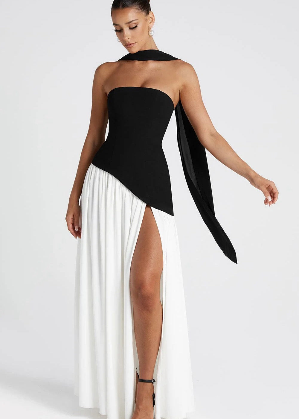 Beatriz - Vestido Longo Sofisticado