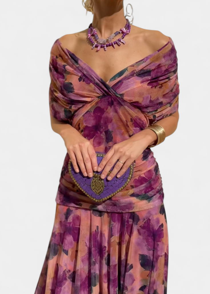 Luana - Vestido elegante com decote em V